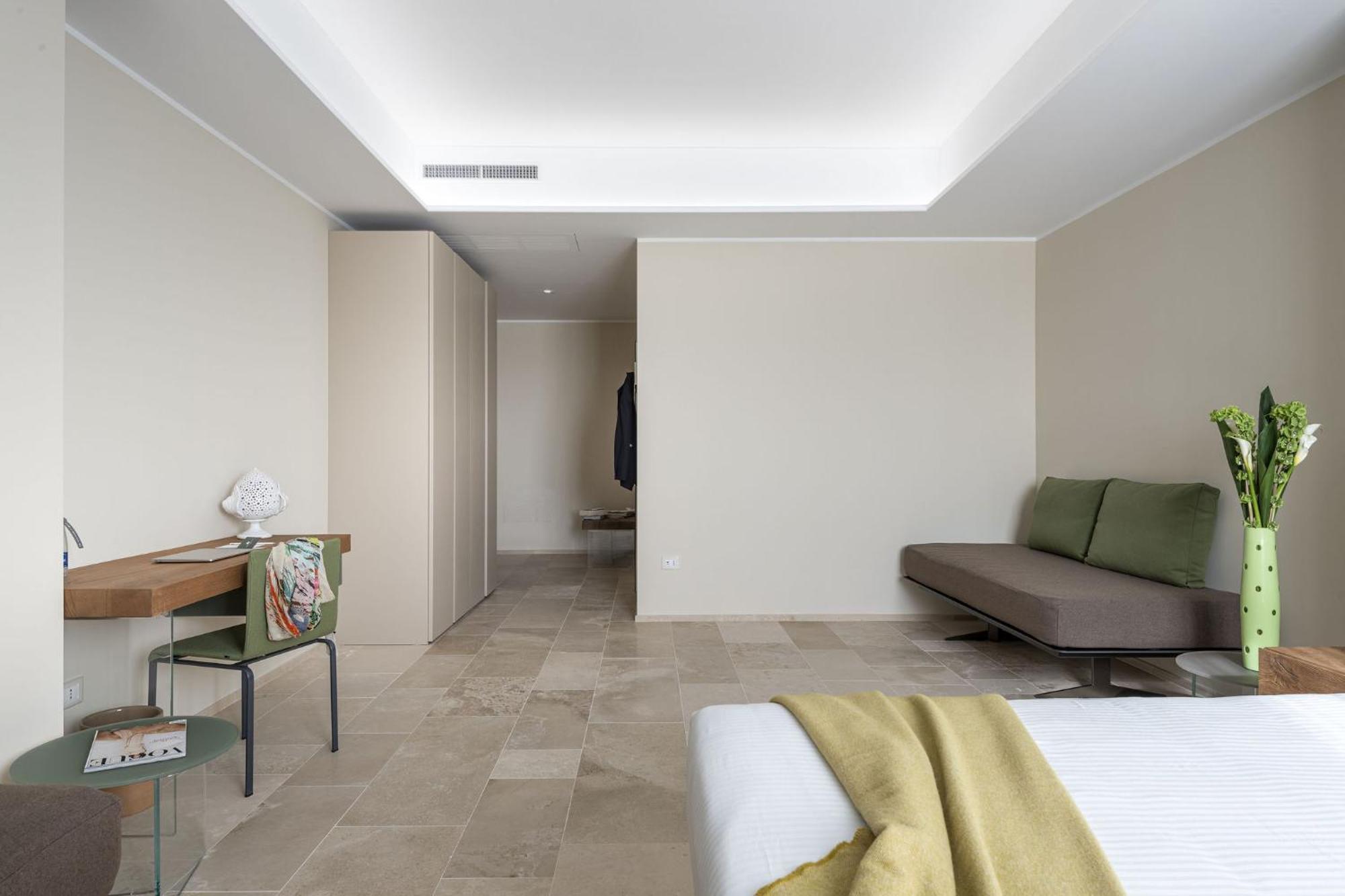 Junior Suite,1587015808:JPEG